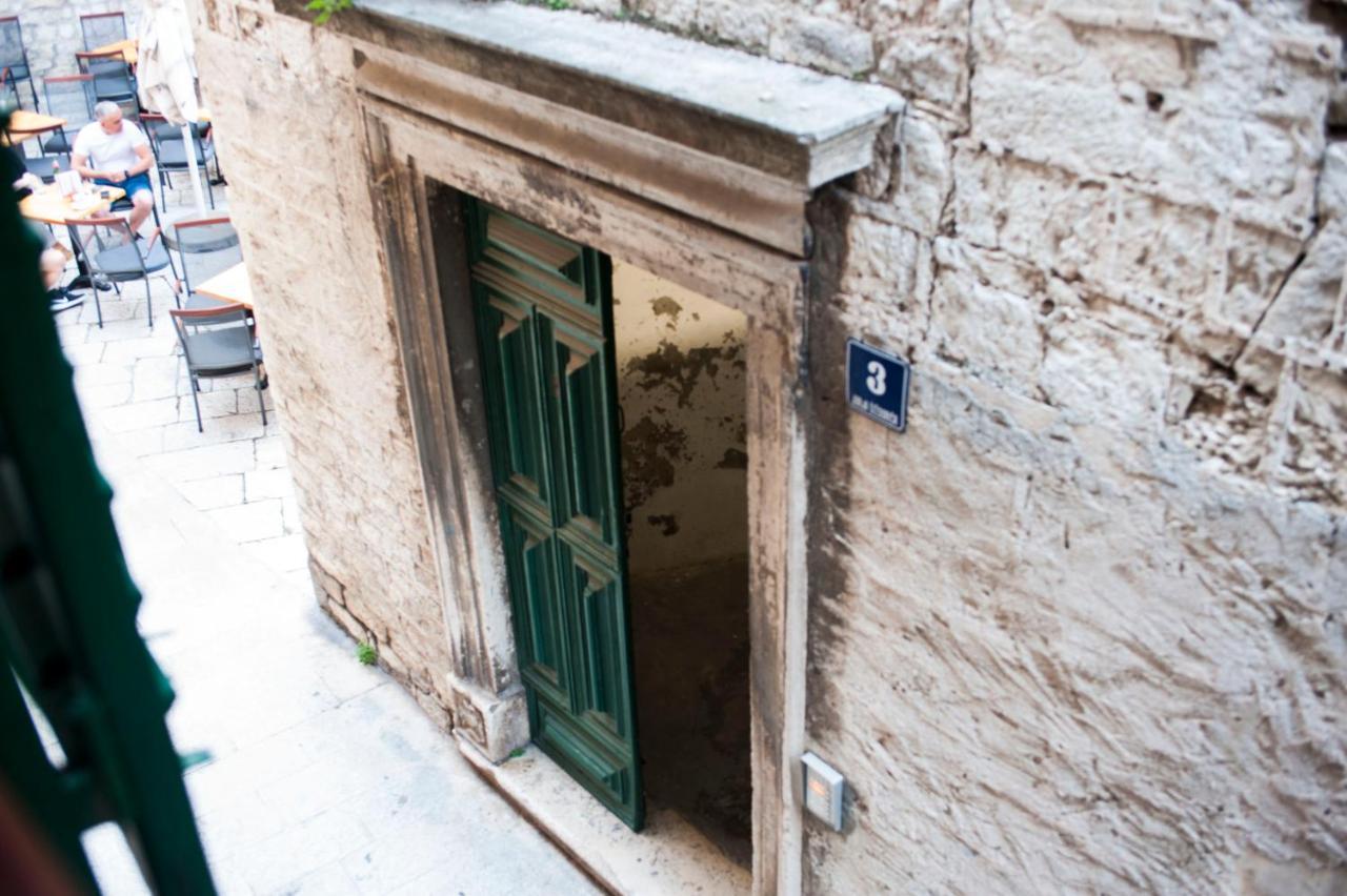 Apartman Flower Šibenik Exterior foto